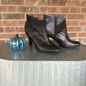 Sofft Ankle Booties